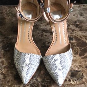 💕Re-posh💕Dolce Vita nude/snakeskin heels